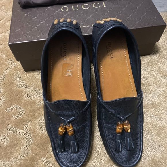Gucci Shoes - Gucci slip on